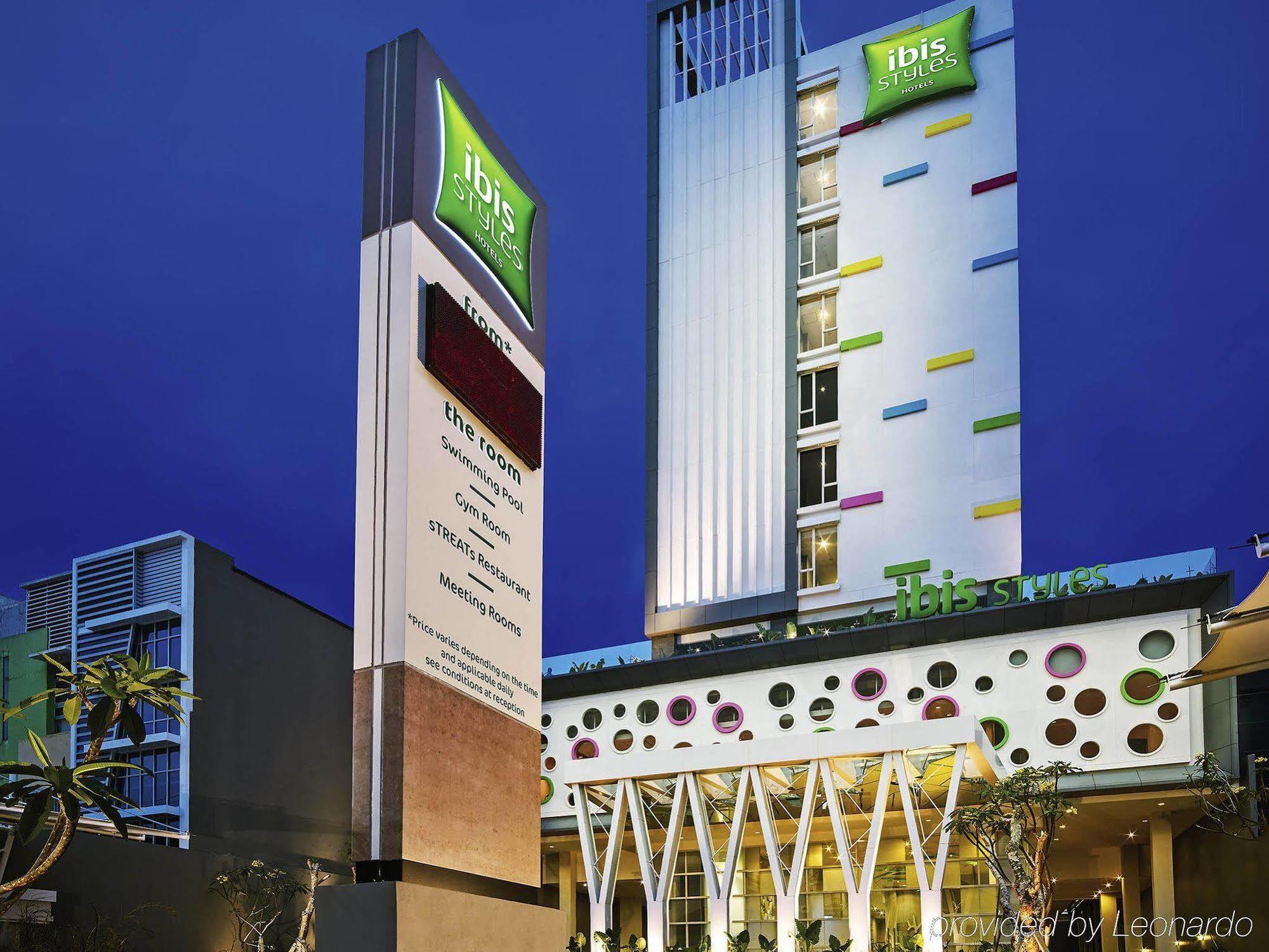 Hotel Ibis Styles Malang Exterior foto